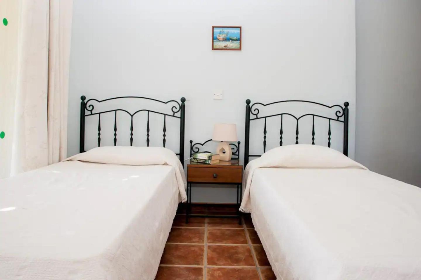 Banana Sunset Villas Paphos ภายนอก รูปภาพ