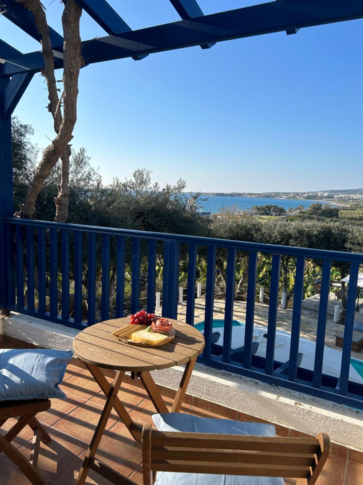 Banana Sunset Villas Paphos ภายนอก รูปภาพ