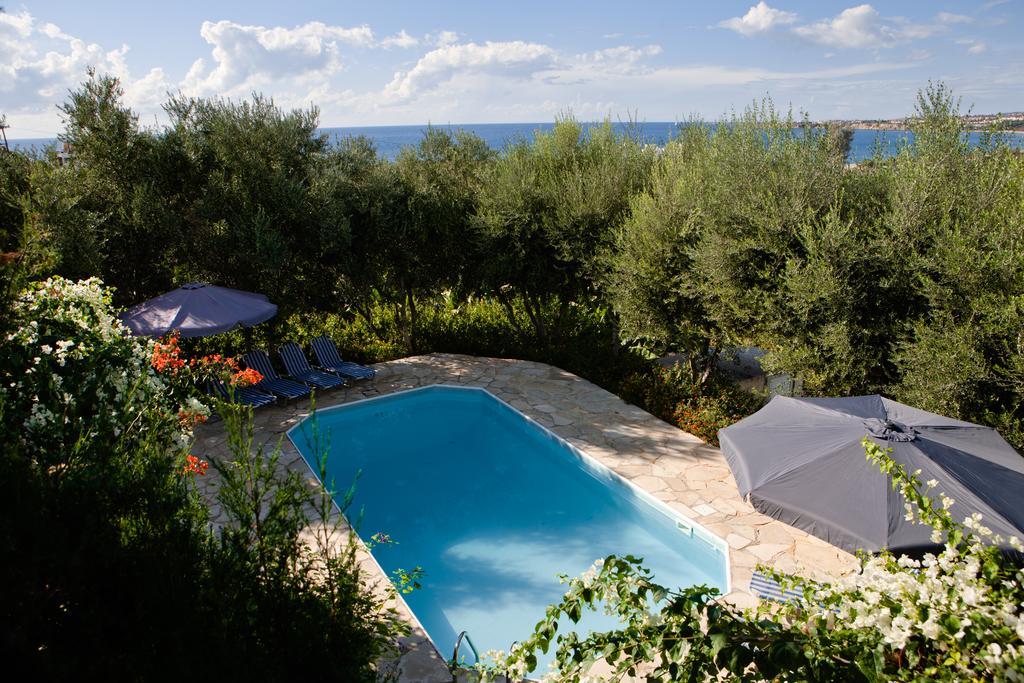 Banana Sunset Villas Paphos ภายนอก รูปภาพ